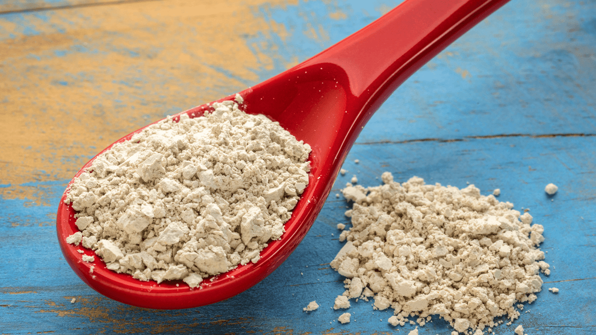 How To Use Diatomaceous Earth To Treat Fleas - Feelgood Health