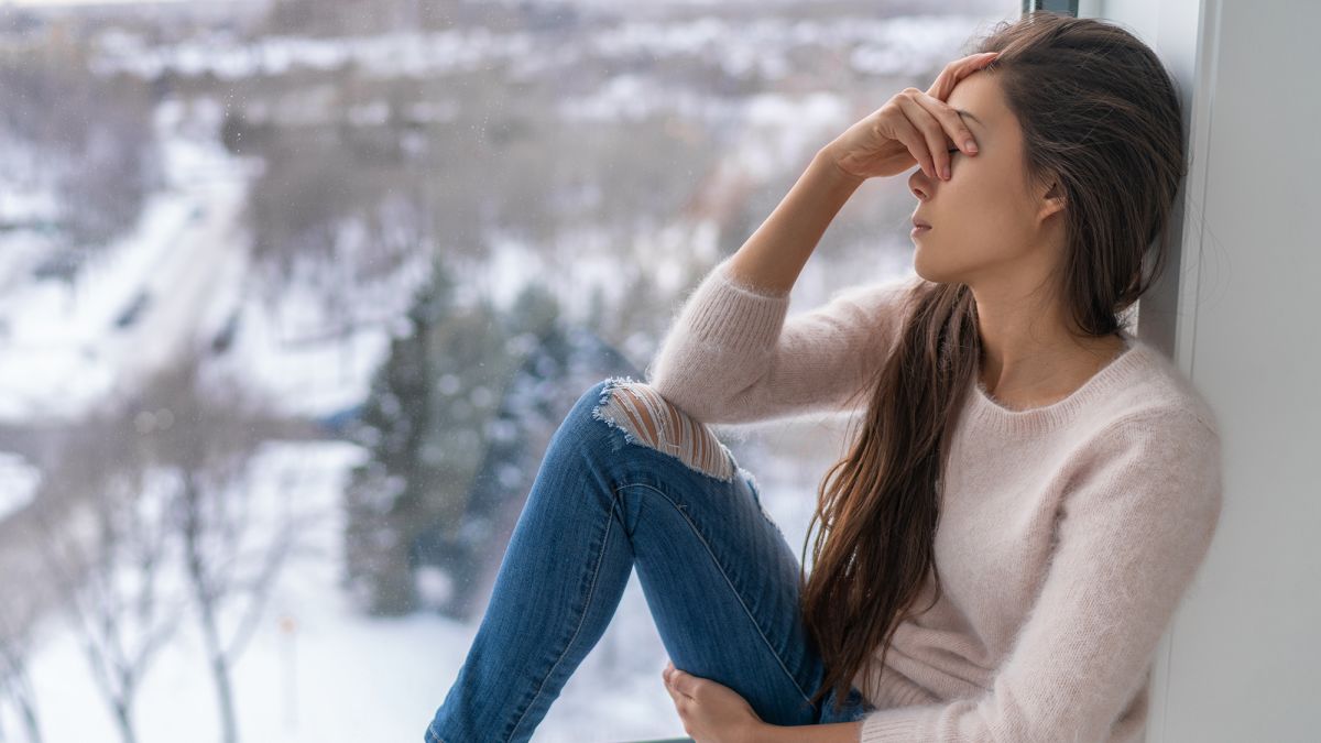 How to Prevent and Treat Winter Sadness (Seasonal Affective Disorder)